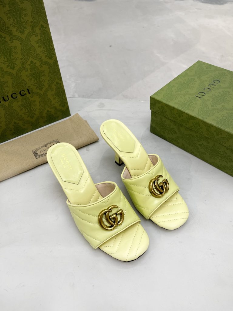 Gucci slippers yellow