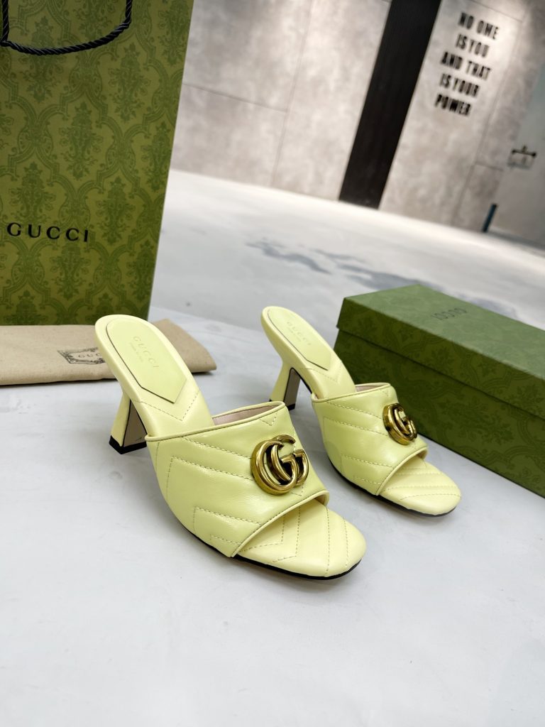 Gucci slippers yellow