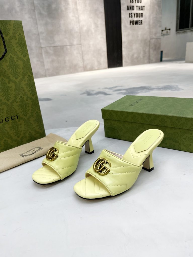 Gucci slippers yellow