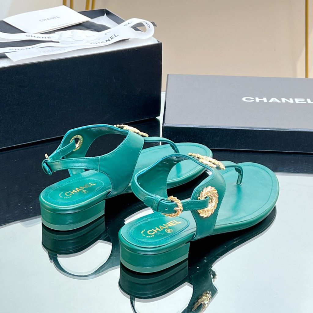 CHANEL Interlocking CC logo leather T-strap sandals