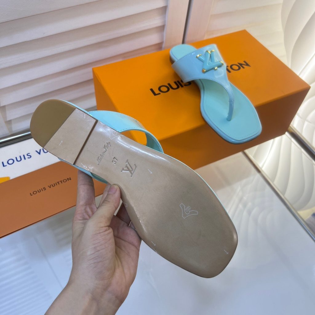 LOUIS VUITTON Women's Sandals