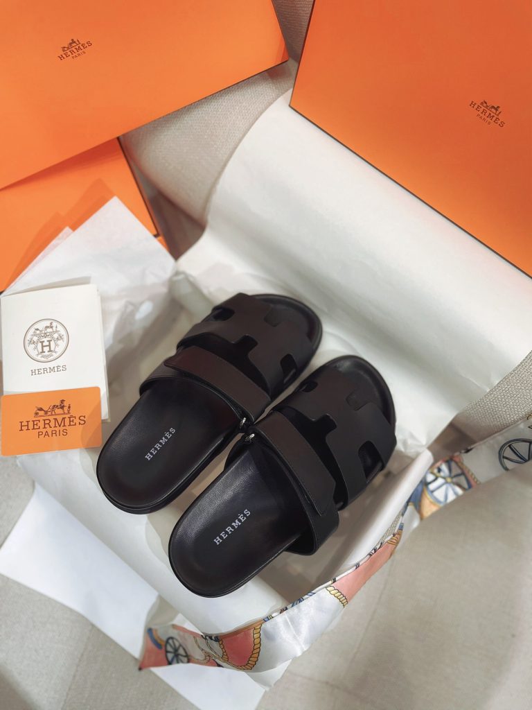 HERMES Chypre calfskin leather open toe set foot fashion sandals men and women with the same model