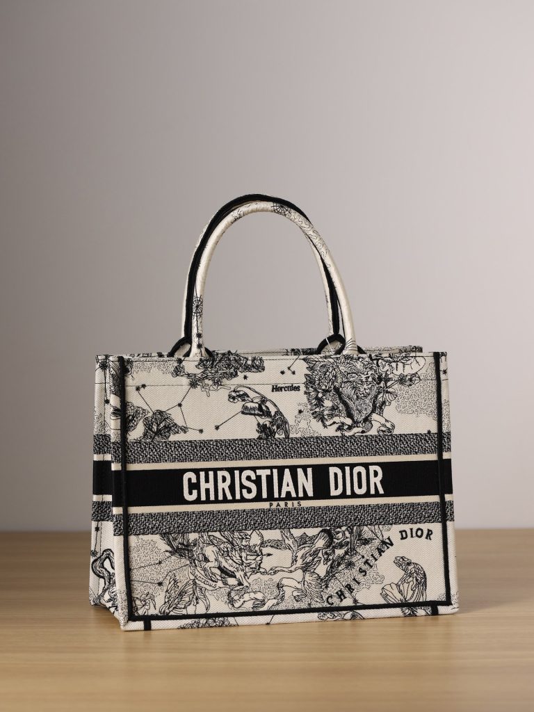 Dior BookTote Dior Zodiac Constellation Embroidery Print Large Capacity Tote Bag Tote Bag Shopping Bag One Shoulder Handbag Medium Women's Milk White Black