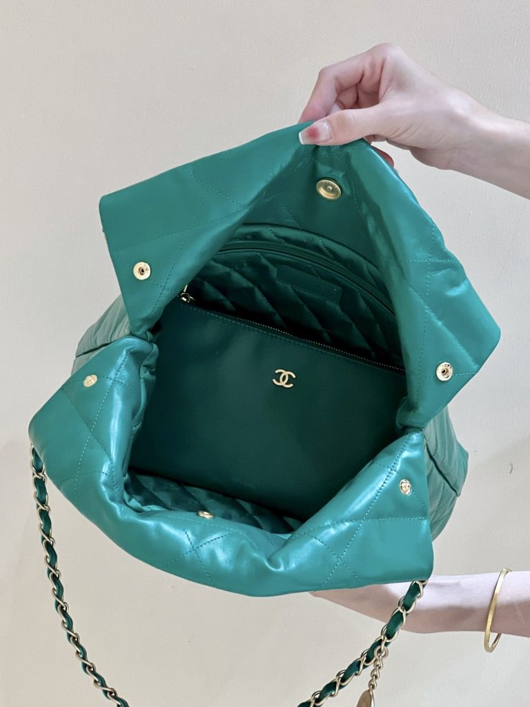 CHANEL Chanel 23P spring 22bag letter logo drawstring closure calfskin bucket bag crossbody shoulder bag medium size women's dark green