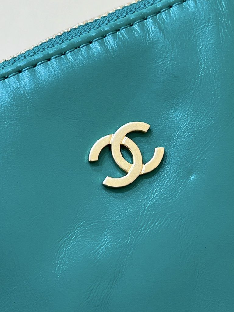 CHANEL Chanel 23P spring 22bag letter logo drawstring closure calfskin bucket bag crossbody shoulder bag medium size women's dark green