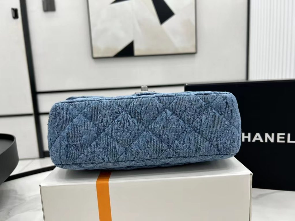 CHANEL Chanel 23P series camellia print love adjustable buckle silver chain cowboy flap bag shoulder crossbody bag large female models blue