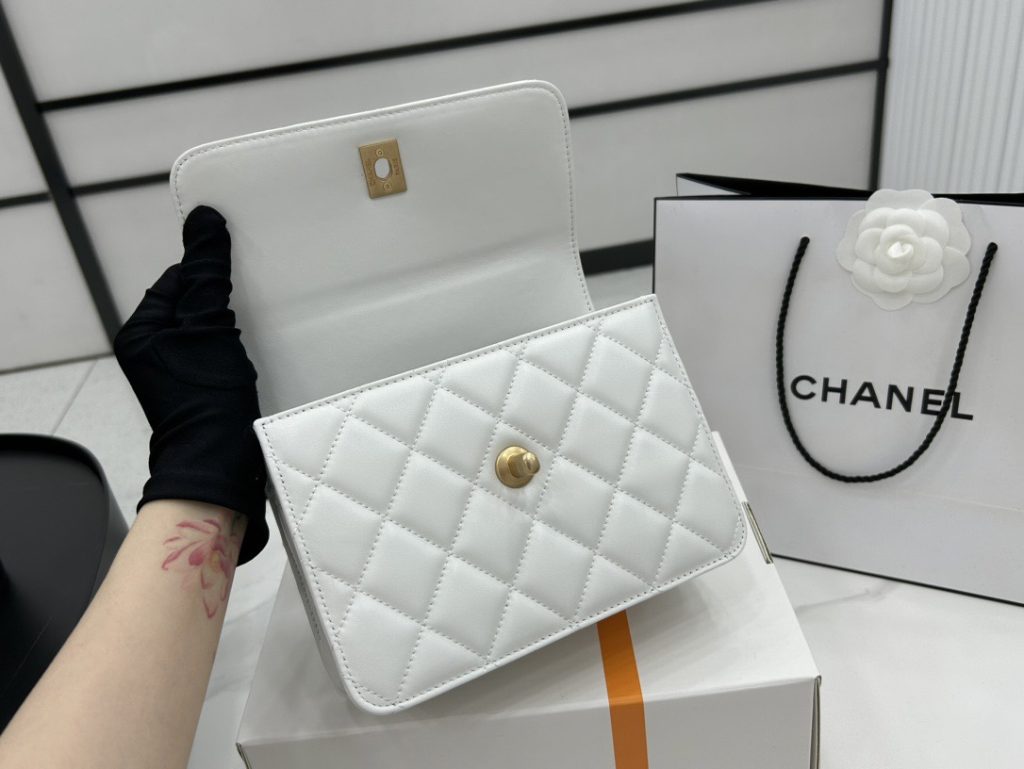 CHANEL CHANEL 23P spring and summer hollow handle glossy cowhide handbag shoulder crossbody bag women's white