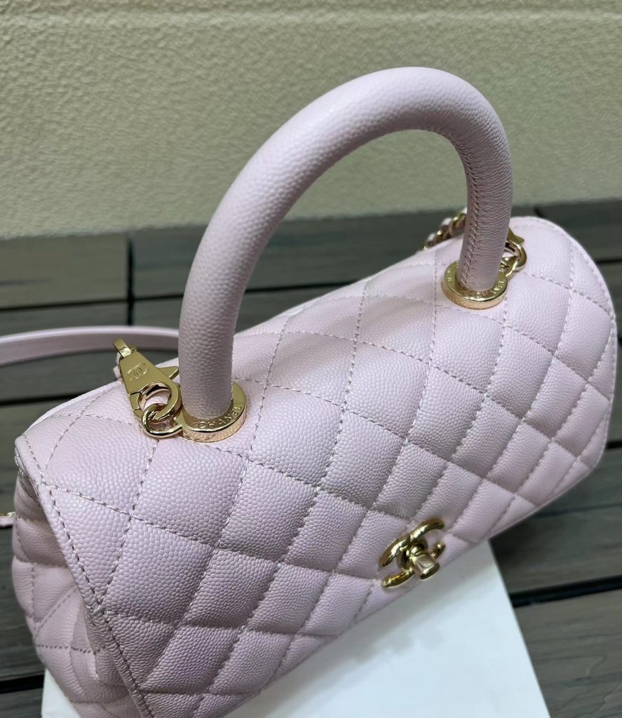 CHANEL Chanel CocO handle gold buckle handle chain embossed calfskin mouth flap bag shoulder handbag small size female models light purple