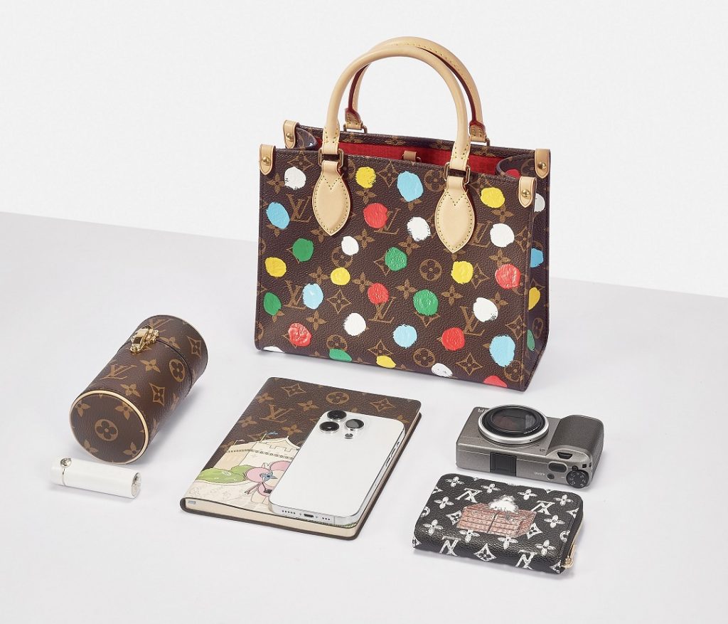 Louis Vuitton x Yayoi Kusama OnTheGo Small Clutch Bag