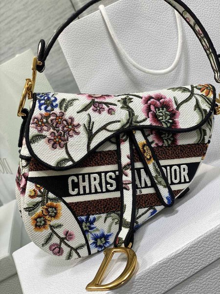 Dior Saddle White Jardin Magique Embroidery Bag