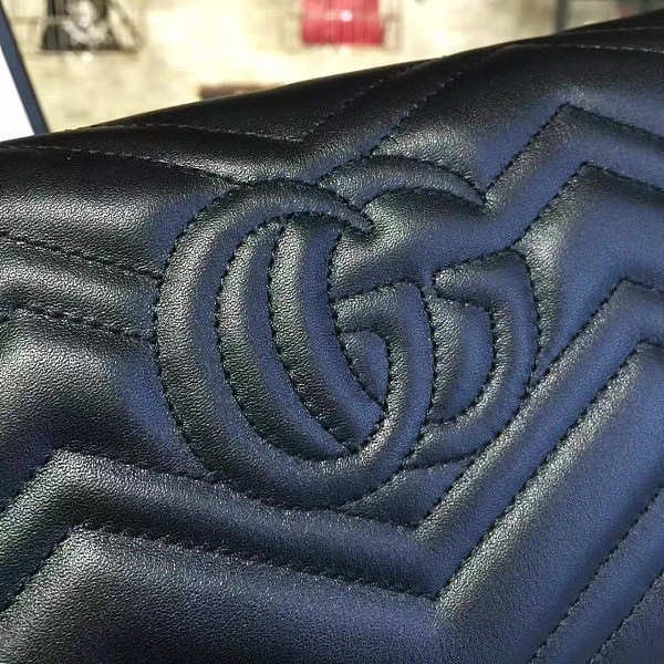 Gucci GG Marmont Matelassé Mini Bag Style ‎474575