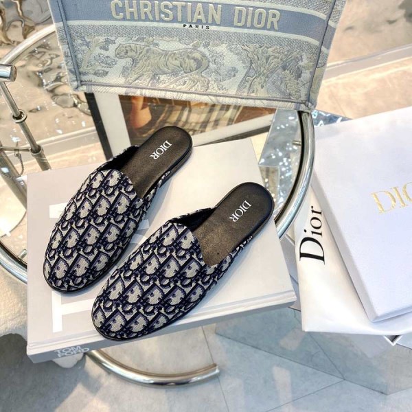 Dior monogram flat