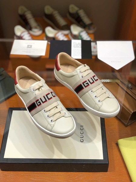 Gucci bee shoes