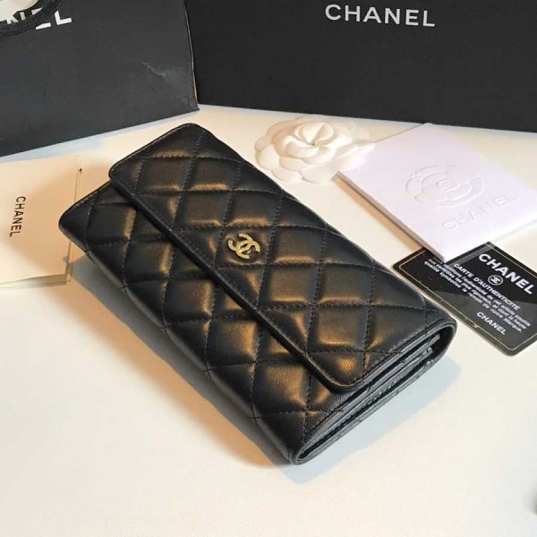 Chanel black lambskin gold hardware wallet